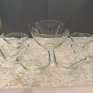 MidCentury Modern set of serving bowl and eight smaller bowls.